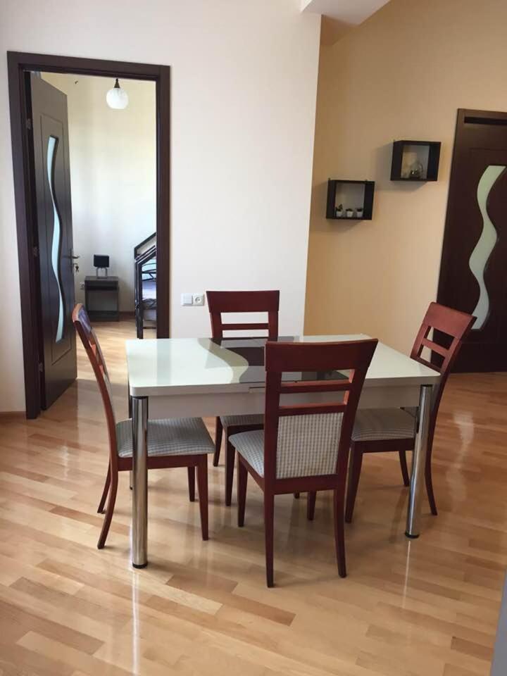 Asterias Apartment Tbilisi Exterior foto