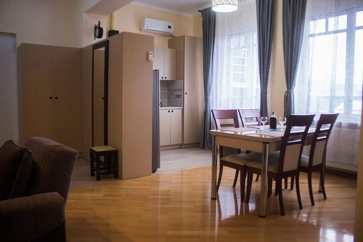 Asterias Apartment Tbilisi Exterior foto